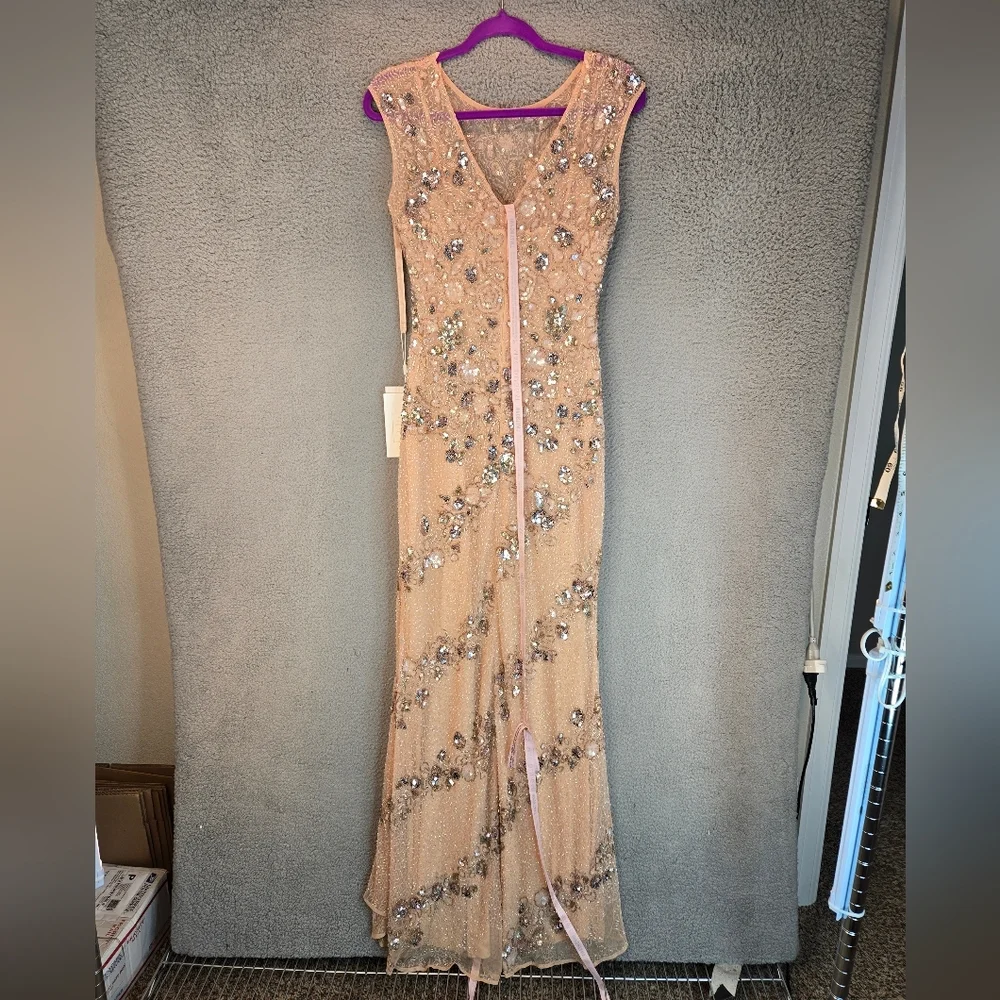 Mac Duggal Maxi Gown Womens Sz 4 Nude Silver Embellished Sequins Beads Lined - Picture 7 of 16